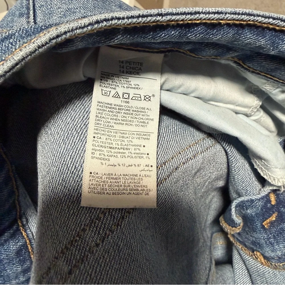 High-Waisted O.G. Straight Side-Slit Ankle Jeans for Women Size 14 Petite Jeans - Picture 6 of 8